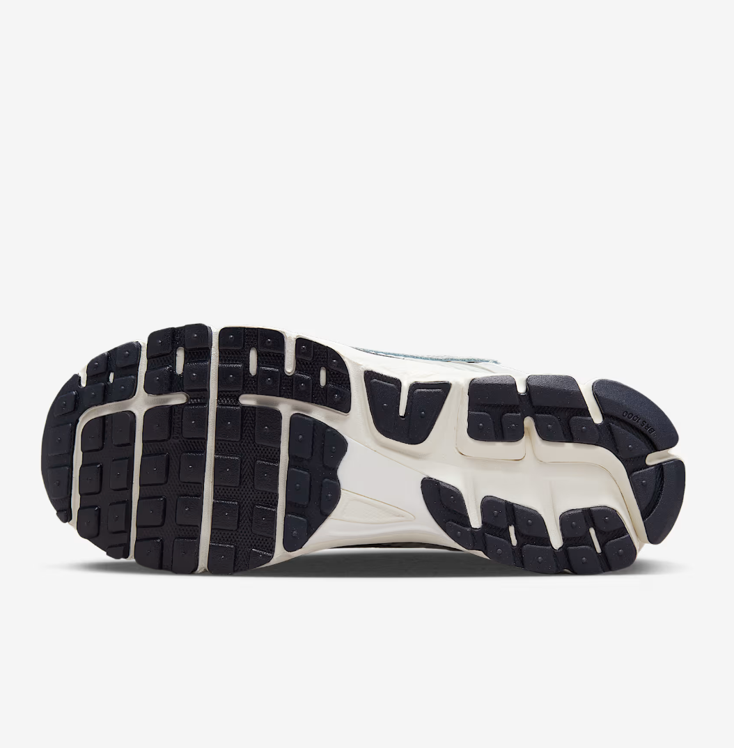 NK Zoom Vomero 5 Unisex
